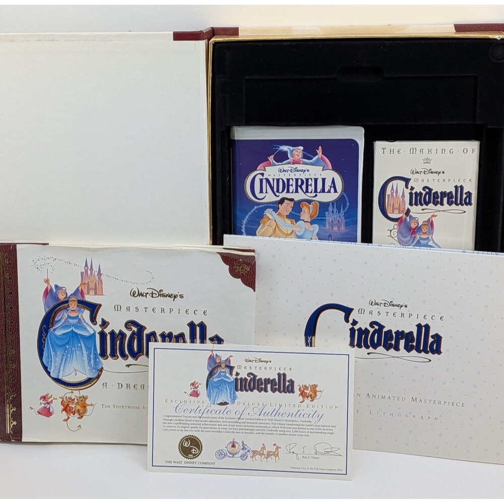 Walt Disney's Masterpiece Cinderella Exclusive Deluxe Limited Edition Book VHS